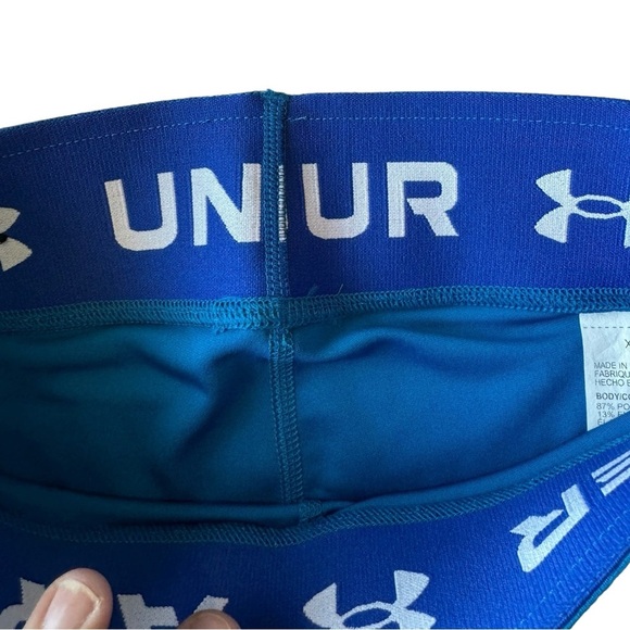 Girls Under Armour Motion Shorty XS - Picture 8 of 10